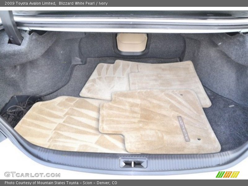 Blizzard White Pearl / Ivory 2009 Toyota Avalon Limited