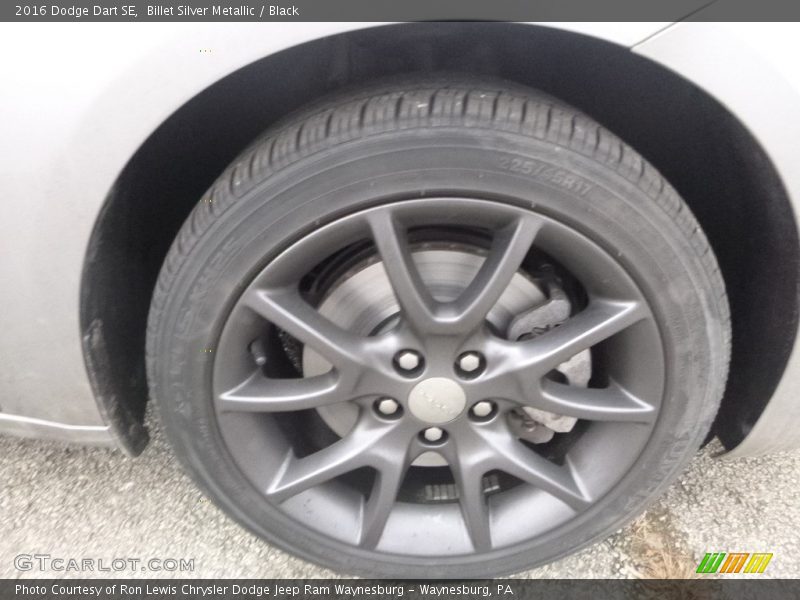 Billet Silver Metallic / Black 2016 Dodge Dart SE