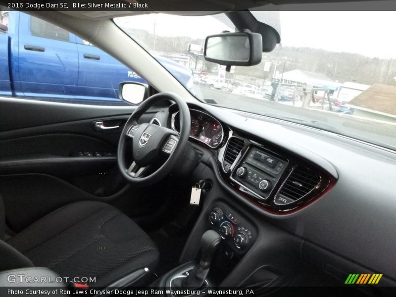 Billet Silver Metallic / Black 2016 Dodge Dart SE