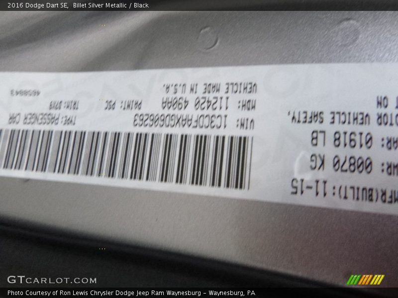 Billet Silver Metallic / Black 2016 Dodge Dart SE