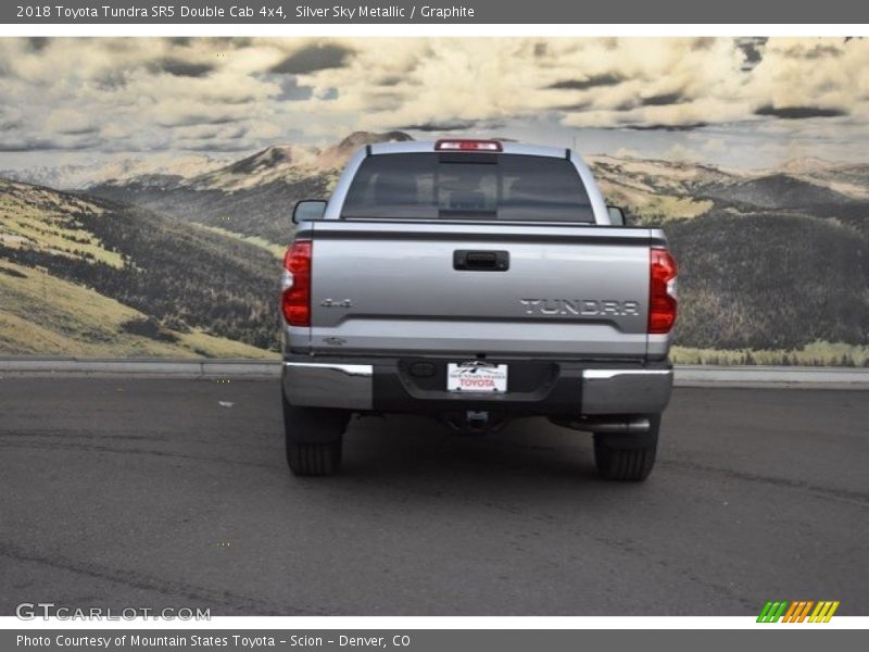 Silver Sky Metallic / Graphite 2018 Toyota Tundra SR5 Double Cab 4x4