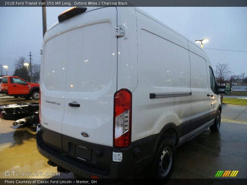 Oxford White / Charcoal Black 2018 Ford Transit Van 350 MR Long