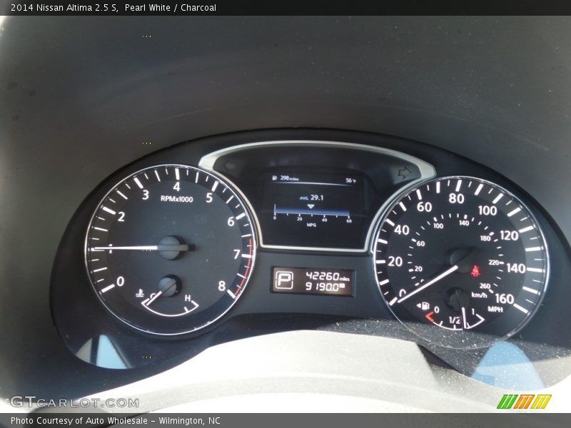 Pearl White / Charcoal 2014 Nissan Altima 2.5 S