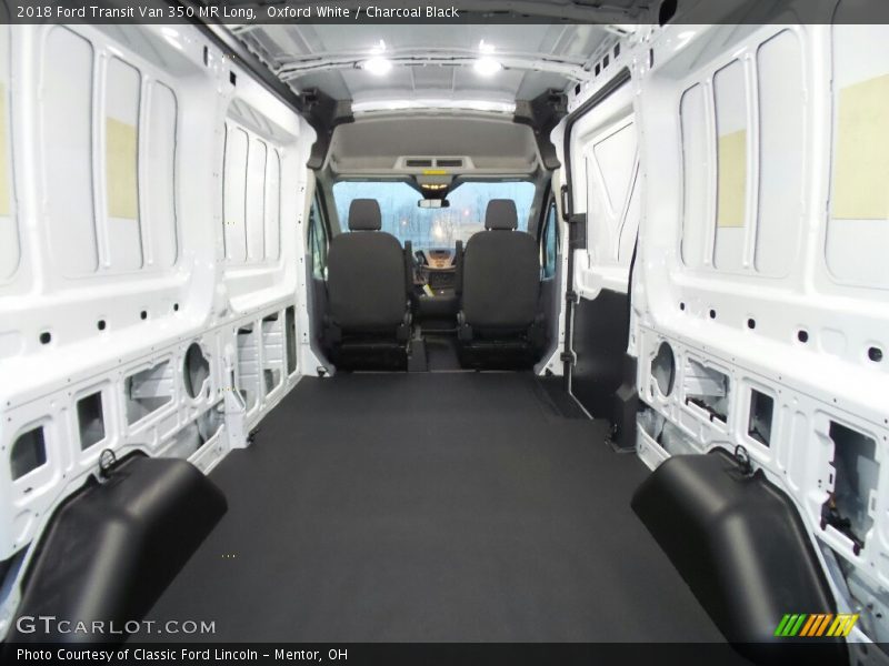 Oxford White / Charcoal Black 2018 Ford Transit Van 350 MR Long