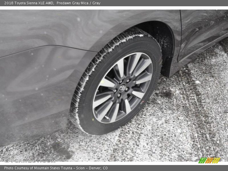 Predawn Gray Mica / Gray 2018 Toyota Sienna XLE AWD