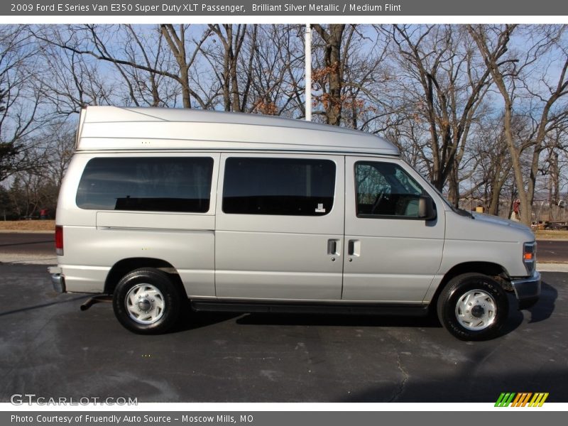 Brilliant Silver Metallic / Medium Flint 2009 Ford E Series Van E350 Super Duty XLT Passenger