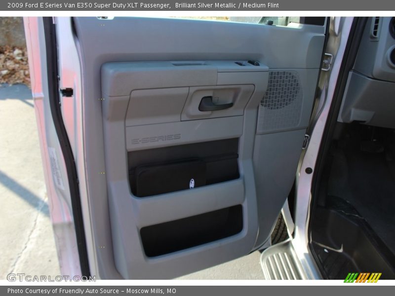 Brilliant Silver Metallic / Medium Flint 2009 Ford E Series Van E350 Super Duty XLT Passenger