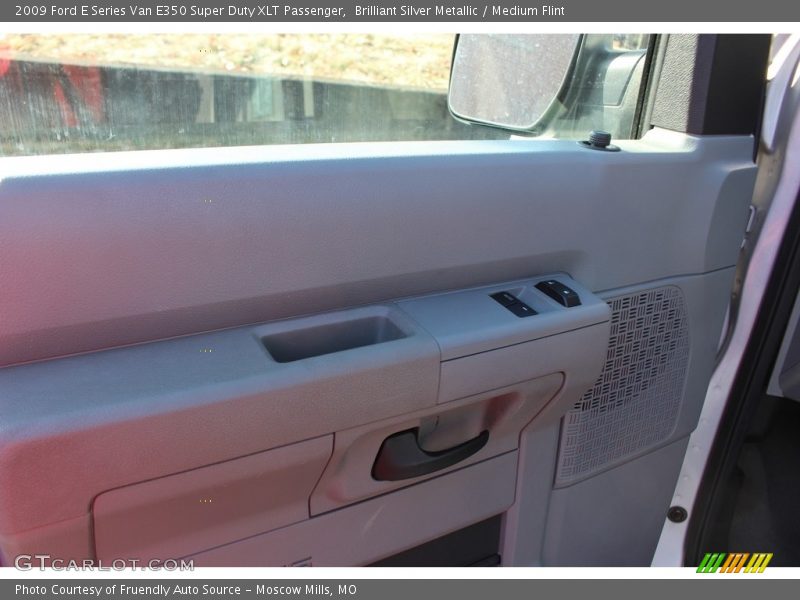 Brilliant Silver Metallic / Medium Flint 2009 Ford E Series Van E350 Super Duty XLT Passenger
