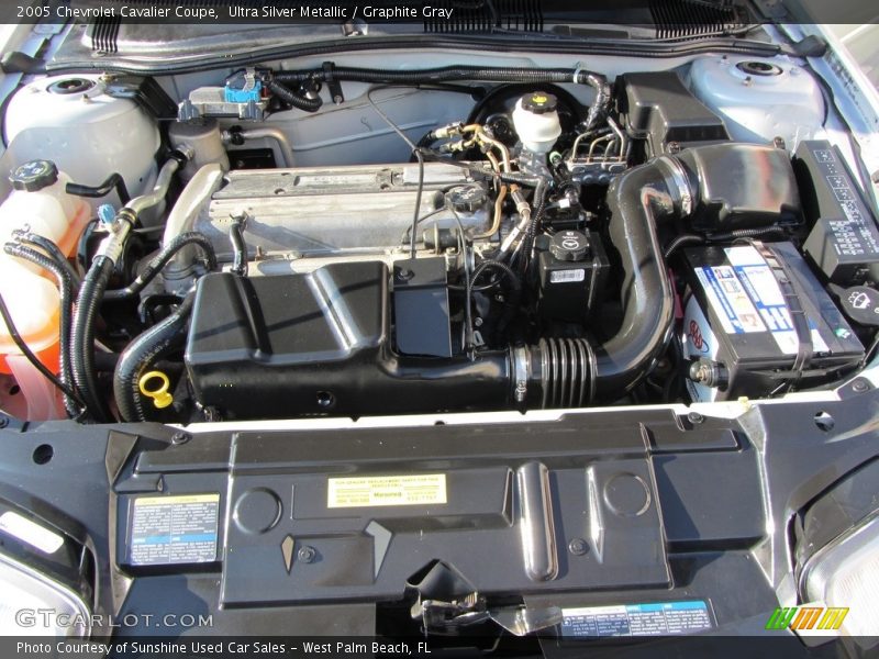 Ultra Silver Metallic / Graphite Gray 2005 Chevrolet Cavalier Coupe