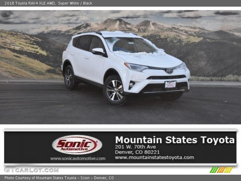 Super White / Black 2018 Toyota RAV4 XLE AWD