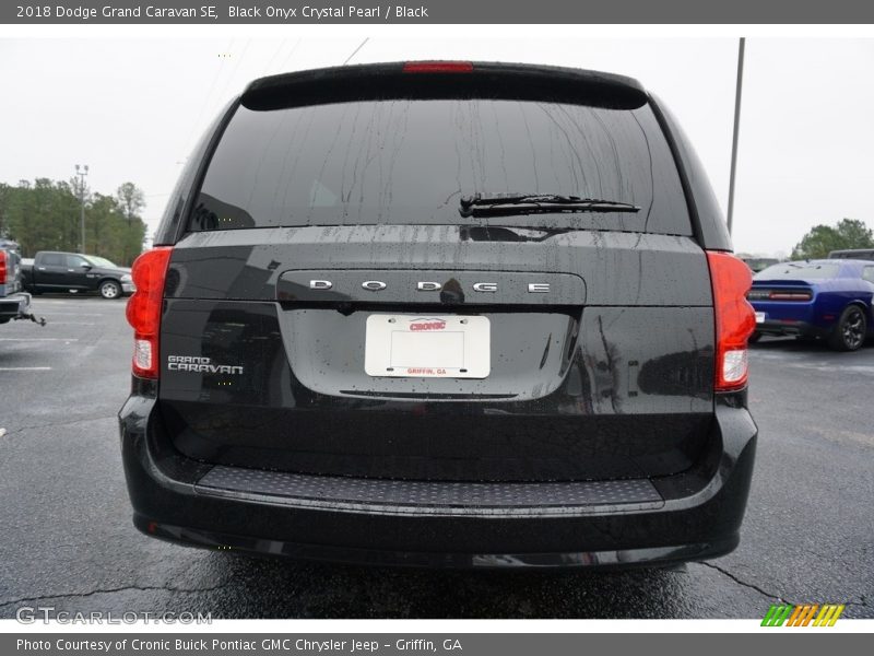 Black Onyx Crystal Pearl / Black 2018 Dodge Grand Caravan SE