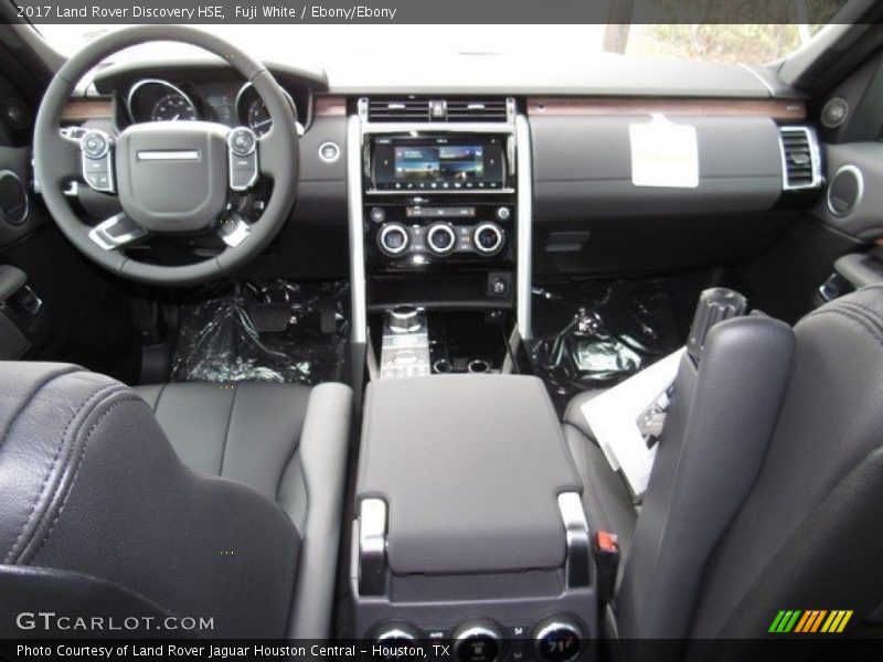 Fuji White / Ebony/Ebony 2017 Land Rover Discovery HSE