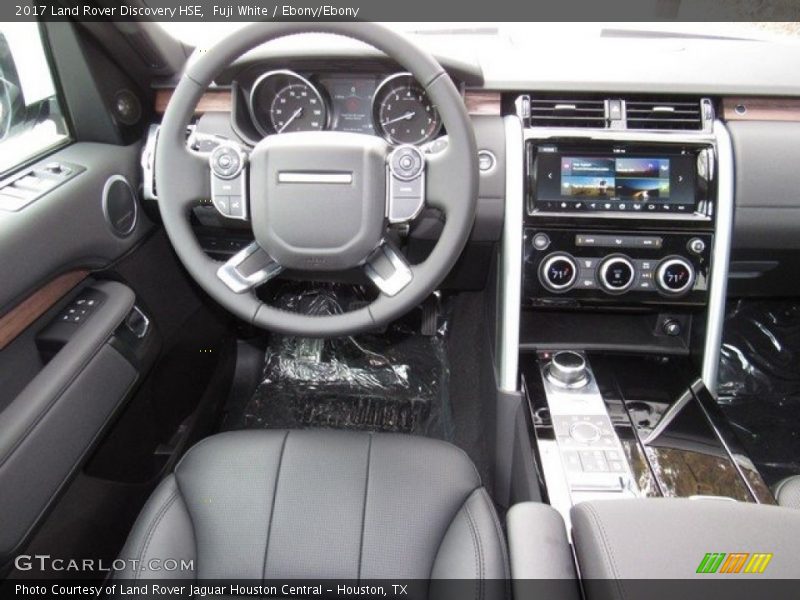 Fuji White / Ebony/Ebony 2017 Land Rover Discovery HSE