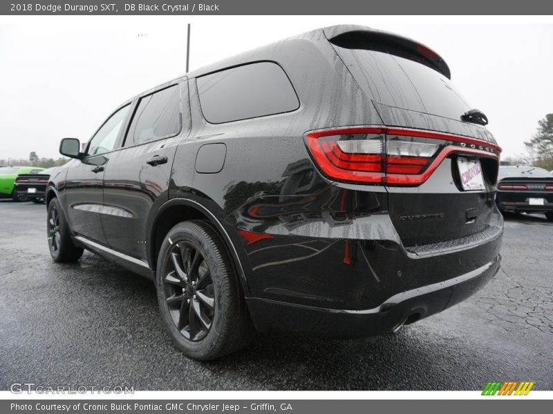 DB Black Crystal / Black 2018 Dodge Durango SXT
