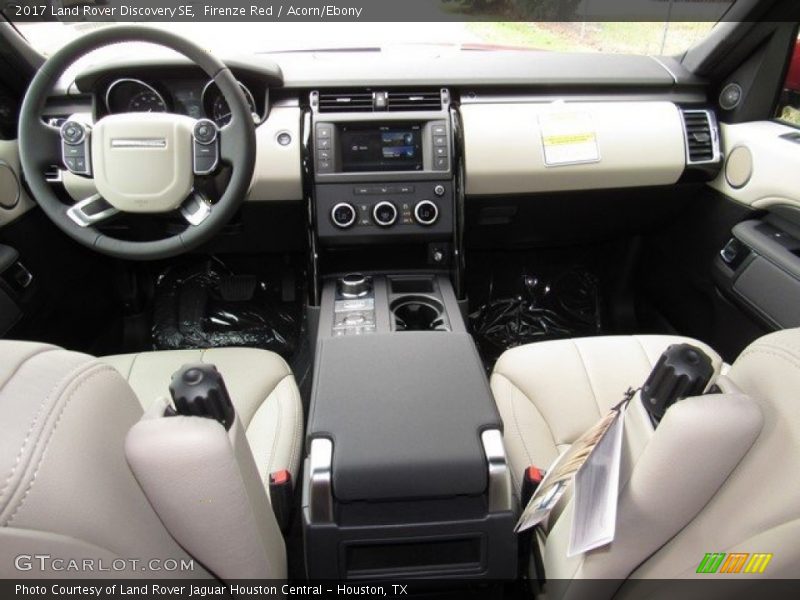 Dashboard of 2017 Discovery SE