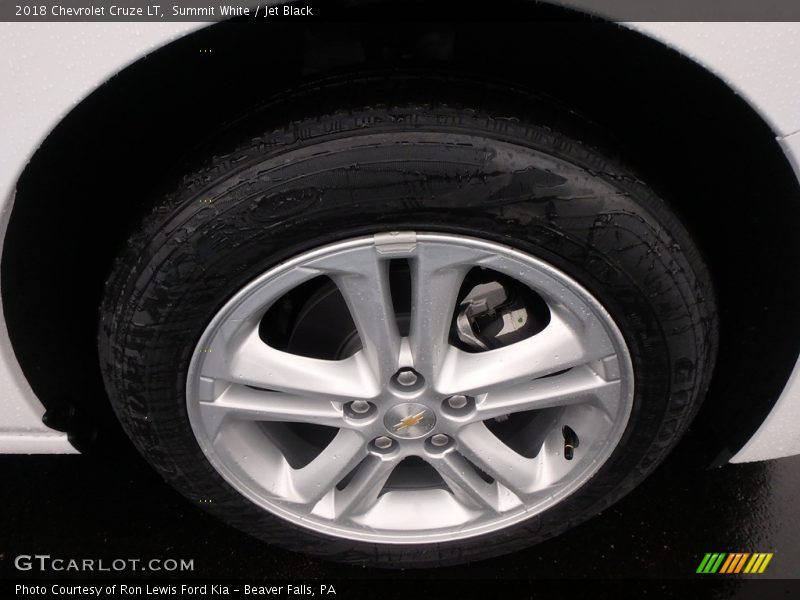 Summit White / Jet Black 2018 Chevrolet Cruze LT