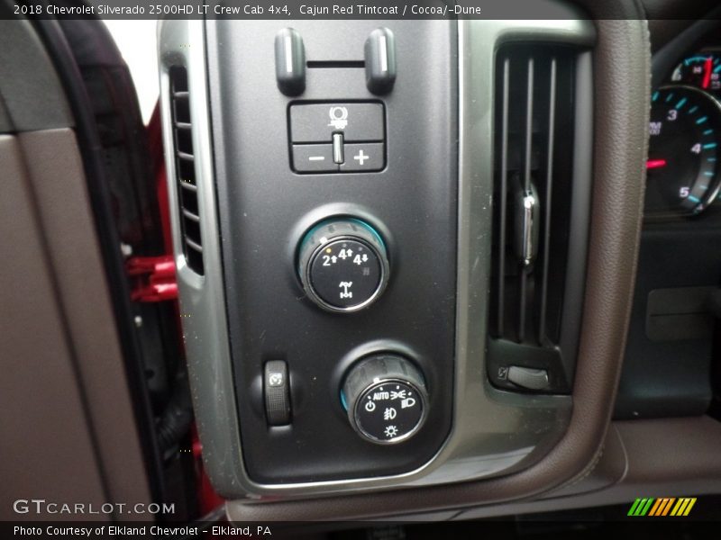 Cajun Red Tintcoat / Cocoa/­Dune 2018 Chevrolet Silverado 2500HD LT Crew Cab 4x4