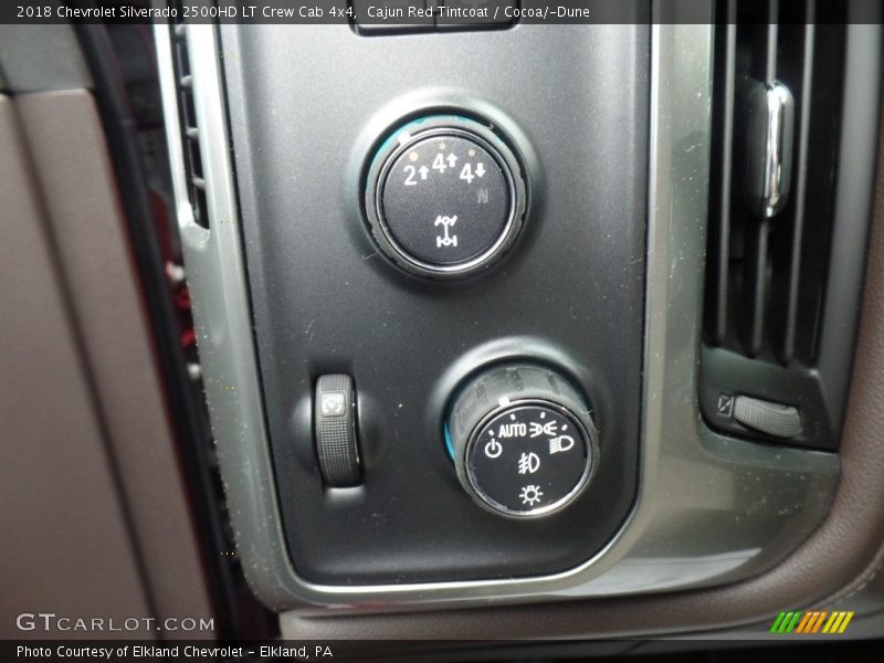 Cajun Red Tintcoat / Cocoa/­Dune 2018 Chevrolet Silverado 2500HD LT Crew Cab 4x4