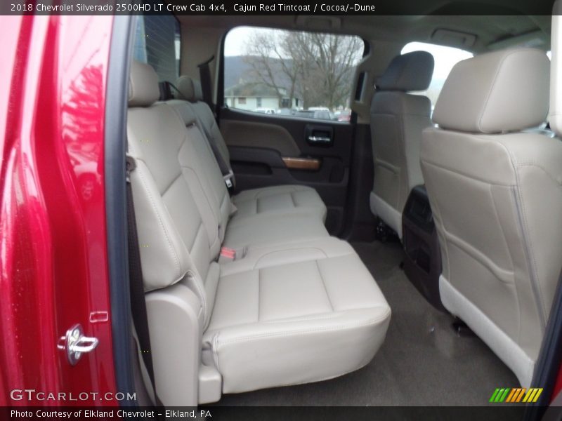Cajun Red Tintcoat / Cocoa/­Dune 2018 Chevrolet Silverado 2500HD LT Crew Cab 4x4