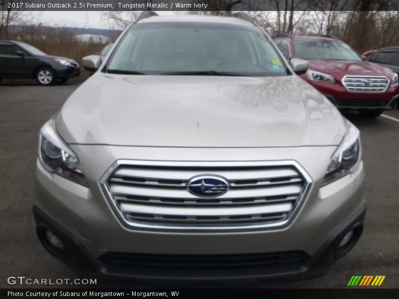 Tungsten Metallic / Warm Ivory 2017 Subaru Outback 2.5i Premium