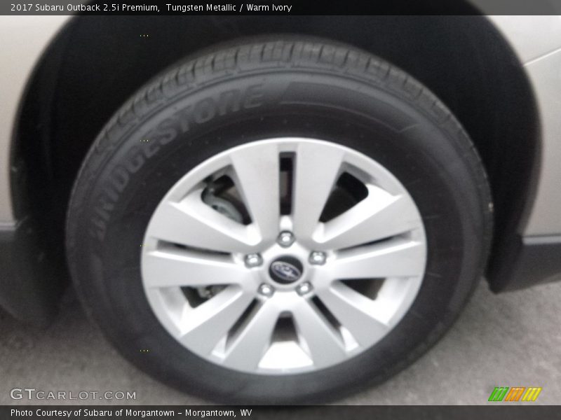 Tungsten Metallic / Warm Ivory 2017 Subaru Outback 2.5i Premium