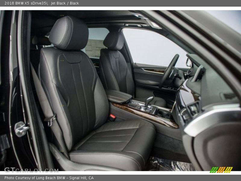 Jet Black / Black 2018 BMW X5 sDrive35i