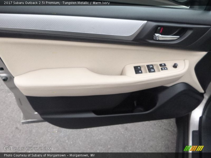 Tungsten Metallic / Warm Ivory 2017 Subaru Outback 2.5i Premium