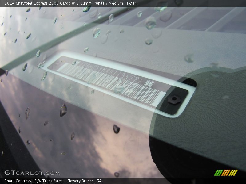Summit White / Medium Pewter 2014 Chevrolet Express 2500 Cargo WT