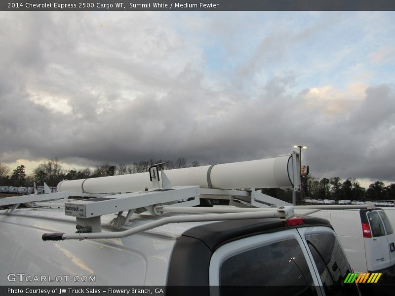 Summit White / Medium Pewter 2014 Chevrolet Express 2500 Cargo WT