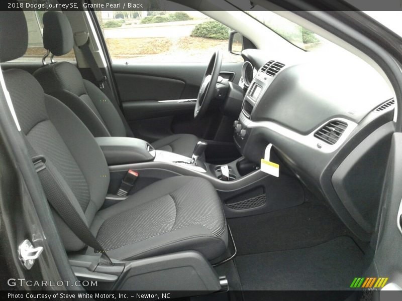 Granite Pearl / Black 2018 Dodge Journey SE