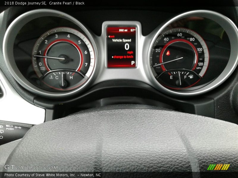 Granite Pearl / Black 2018 Dodge Journey SE