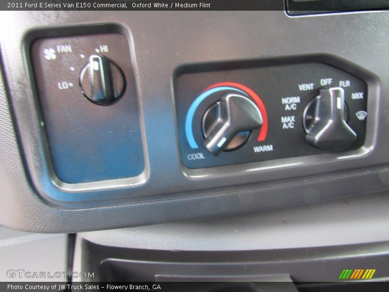 Oxford White / Medium Flint 2011 Ford E Series Van E150 Commercial