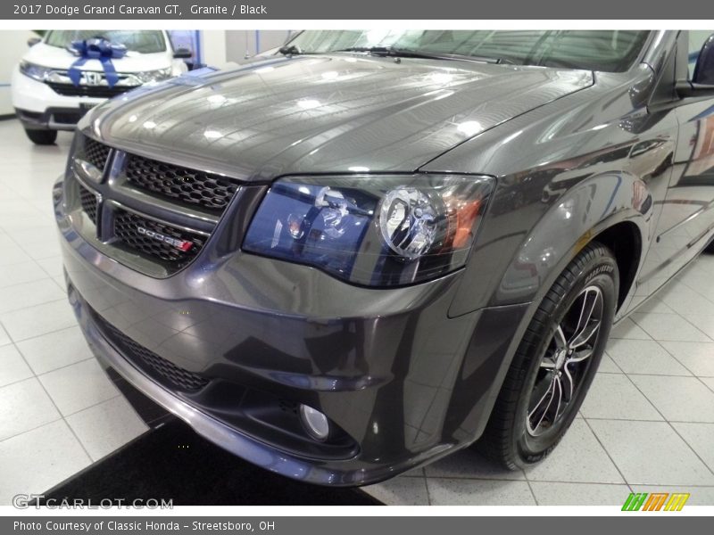 Granite / Black 2017 Dodge Grand Caravan GT