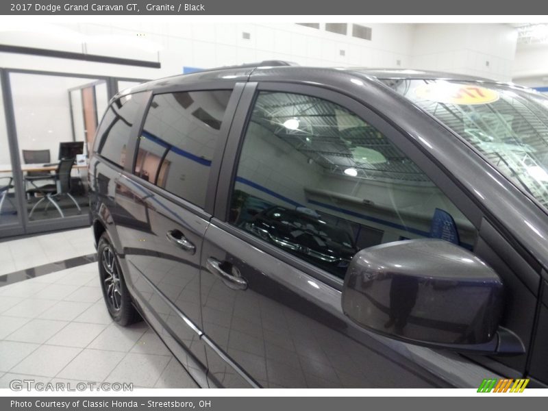 Granite / Black 2017 Dodge Grand Caravan GT