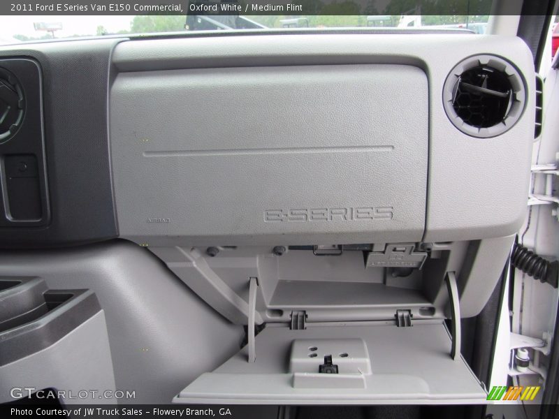 Oxford White / Medium Flint 2011 Ford E Series Van E150 Commercial