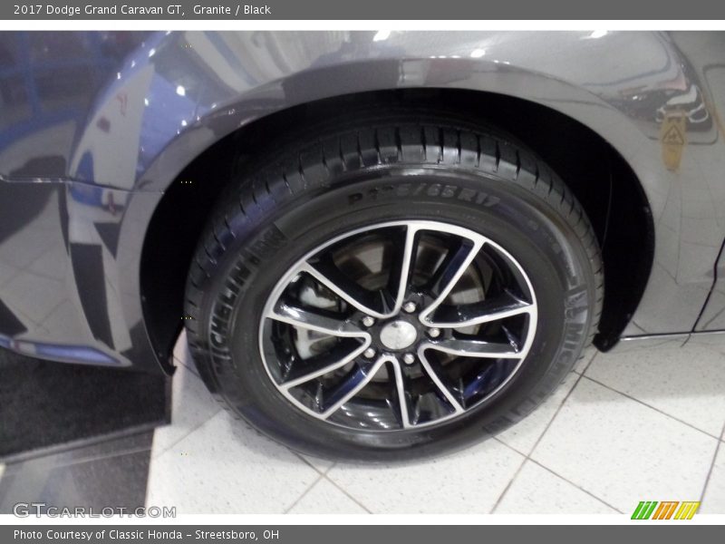 Granite / Black 2017 Dodge Grand Caravan GT