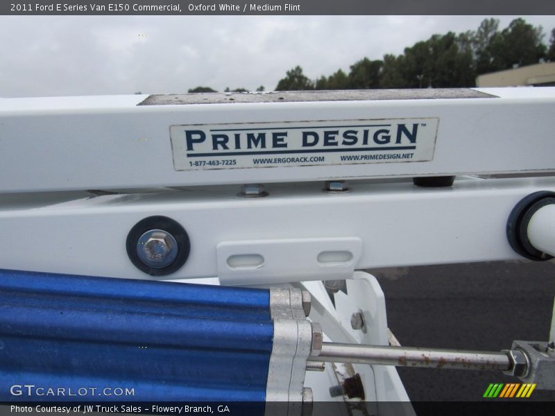 Oxford White / Medium Flint 2011 Ford E Series Van E150 Commercial