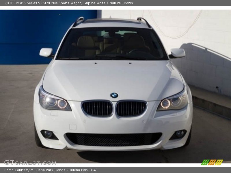 Alpine White / Natural Brown 2010 BMW 5 Series 535i xDrive Sports Wagon