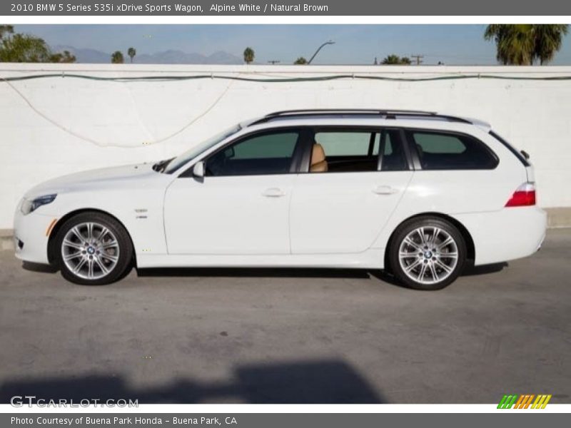 Alpine White / Natural Brown 2010 BMW 5 Series 535i xDrive Sports Wagon