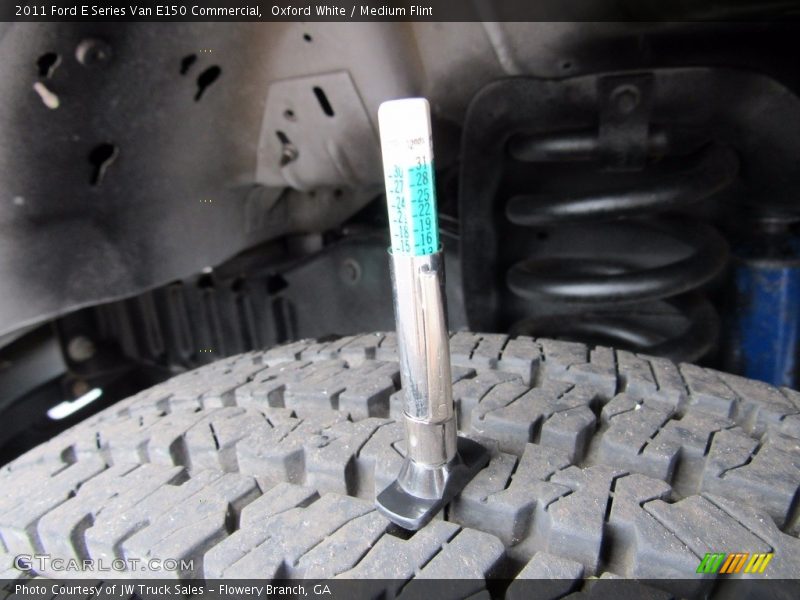 Oxford White / Medium Flint 2011 Ford E Series Van E150 Commercial