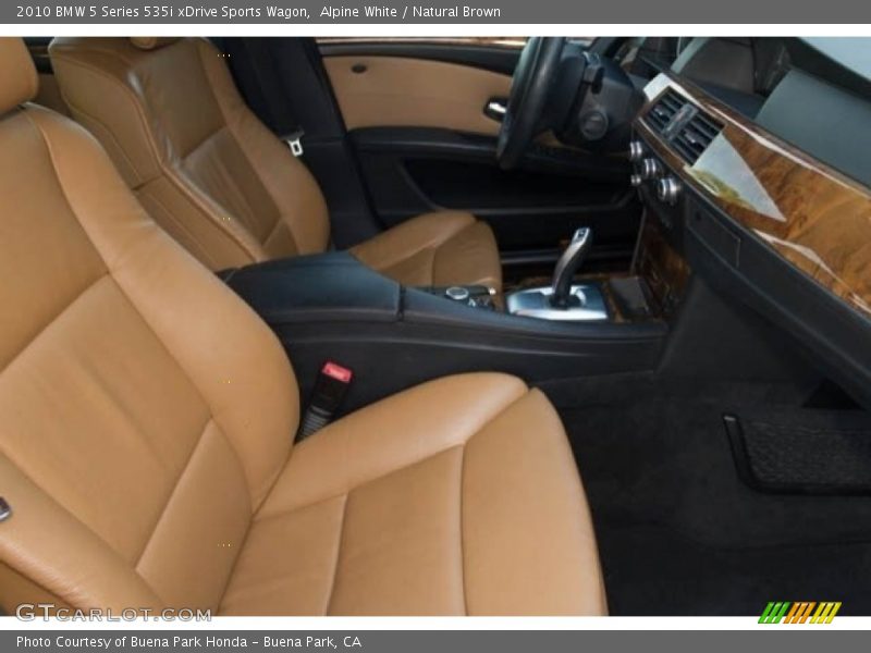 Alpine White / Natural Brown 2010 BMW 5 Series 535i xDrive Sports Wagon
