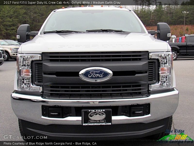 Oxford White / Medium Earth Gray 2017 Ford F350 Super Duty XL Crew Cab 4x4