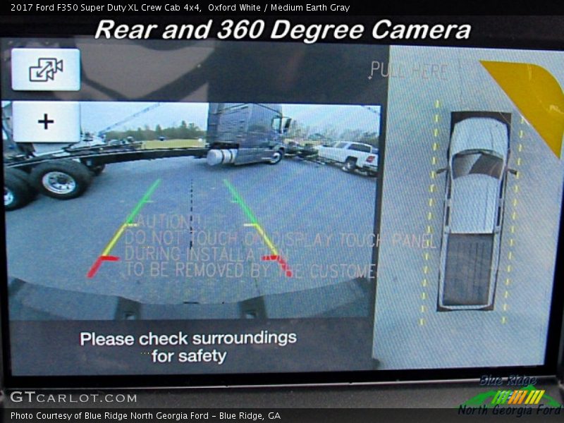 Oxford White / Medium Earth Gray 2017 Ford F350 Super Duty XL Crew Cab 4x4