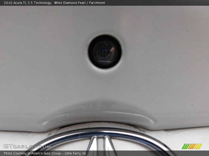White Diamond Pearl / Parchment 2010 Acura TL 3.5 Technology