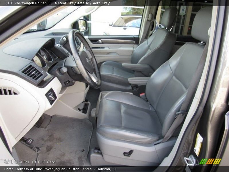 Meteor Gray Metallic / Aero Gray 2010 Volkswagen Routan SE