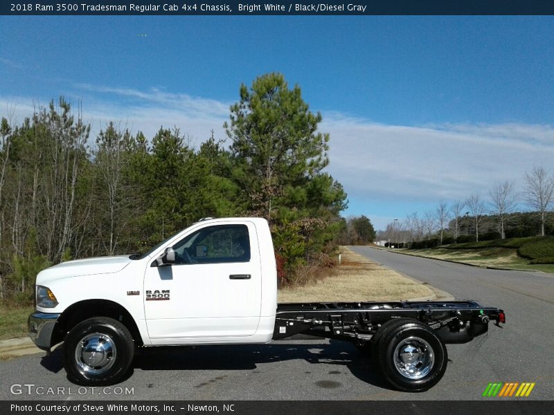 Bright White / Black/Diesel Gray 2018 Ram 3500 Tradesman Regular Cab 4x4 Chassis