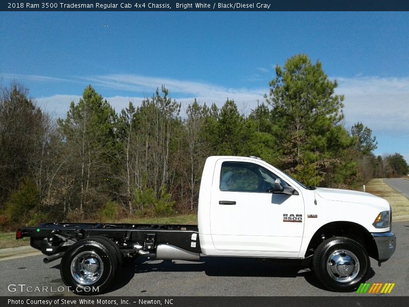 Bright White / Black/Diesel Gray 2018 Ram 3500 Tradesman Regular Cab 4x4 Chassis