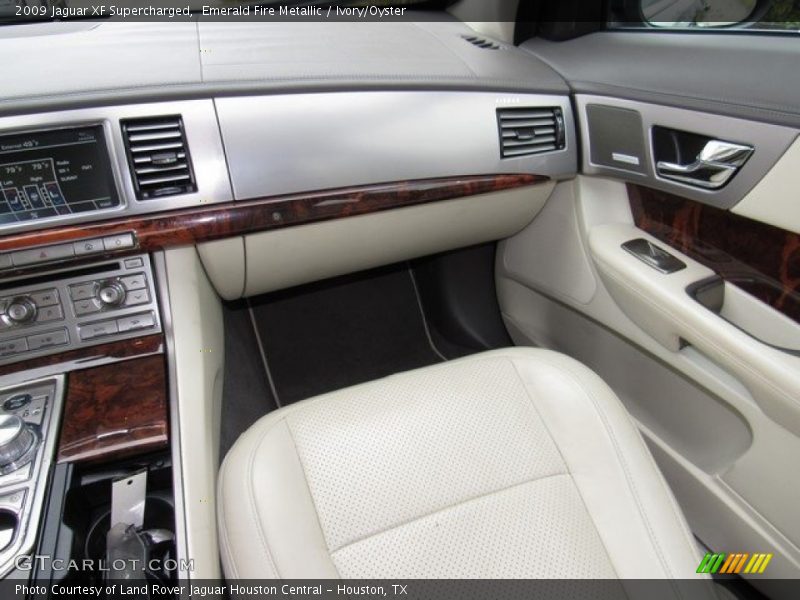 Emerald Fire Metallic / Ivory/Oyster 2009 Jaguar XF Supercharged