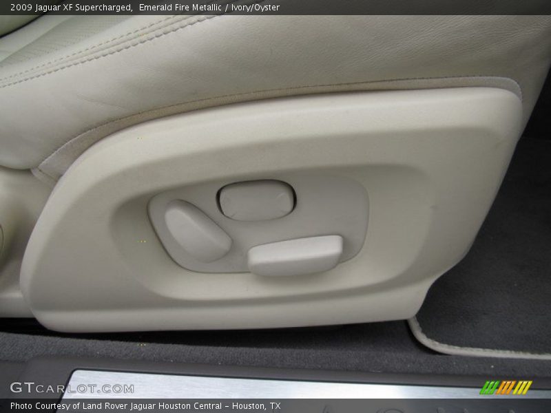 Emerald Fire Metallic / Ivory/Oyster 2009 Jaguar XF Supercharged