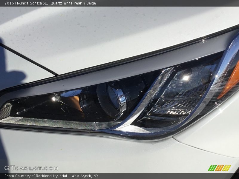 Quartz White Pearl / Beige 2016 Hyundai Sonata SE